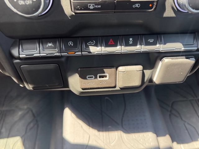 Certified 2024 Chevrolet Silverado 1500 Custom w/ LPO, Dark Essentials Package RWD image 19