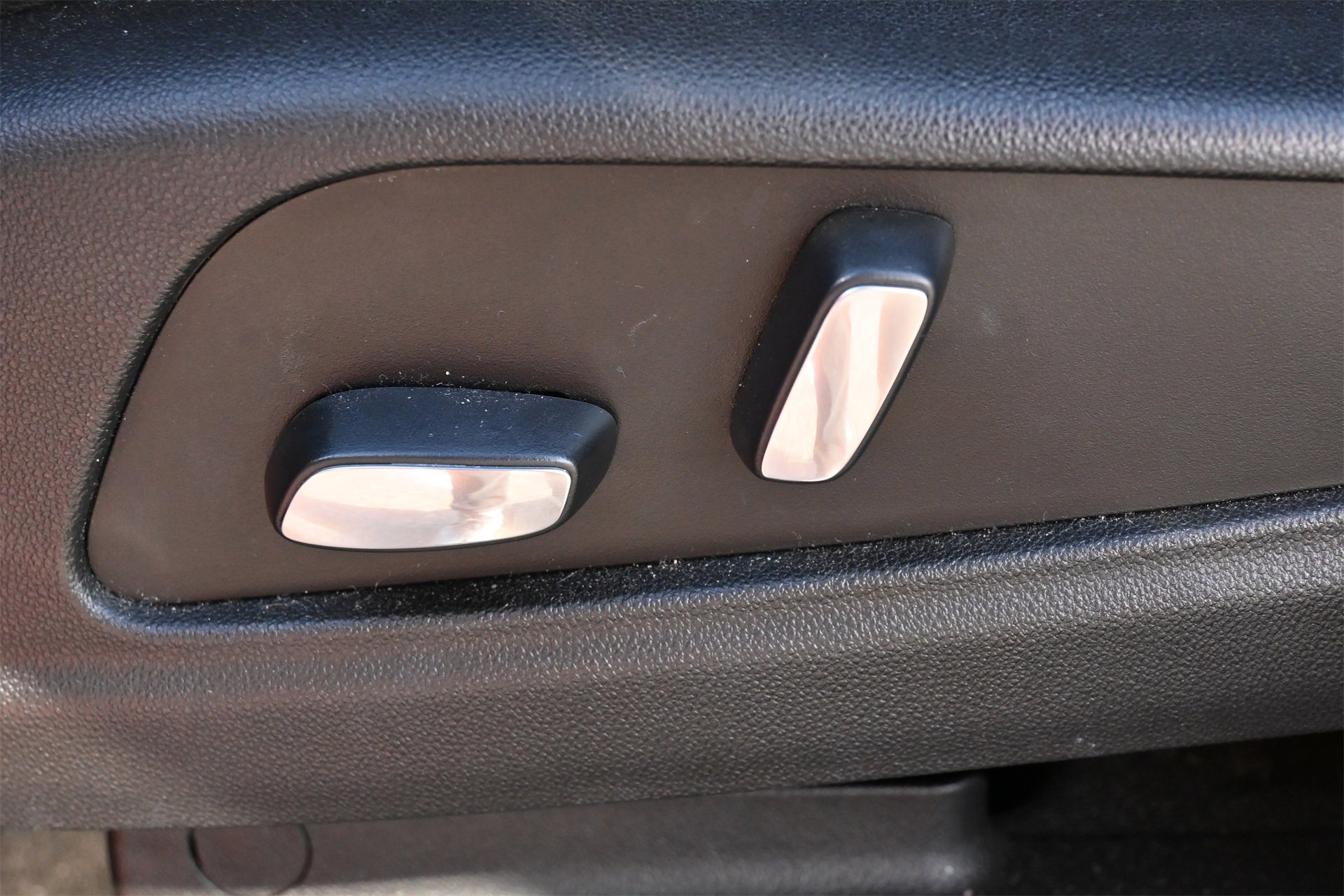 Used 2020 Cadillac XT5 Luxury w/ LPO, Floor Liner Package image 16