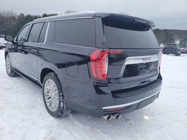 Used 2023 GMC Yukon XL Denali w/ Denali Reserve Package AWD/4WD image 9