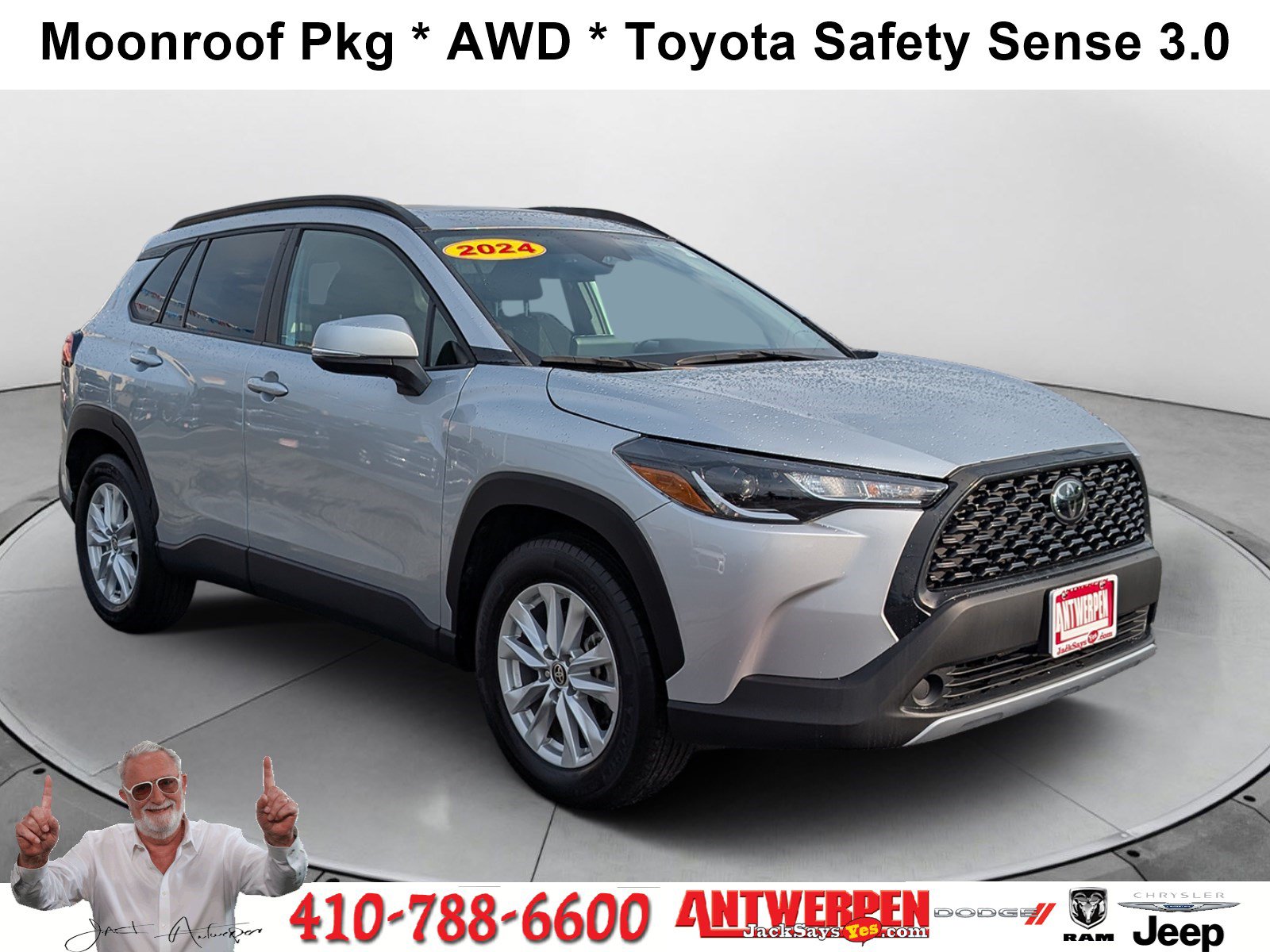 Used 2024 Toyota Corolla Cross LE w/ Moonroof Package AWD/4WD image 1