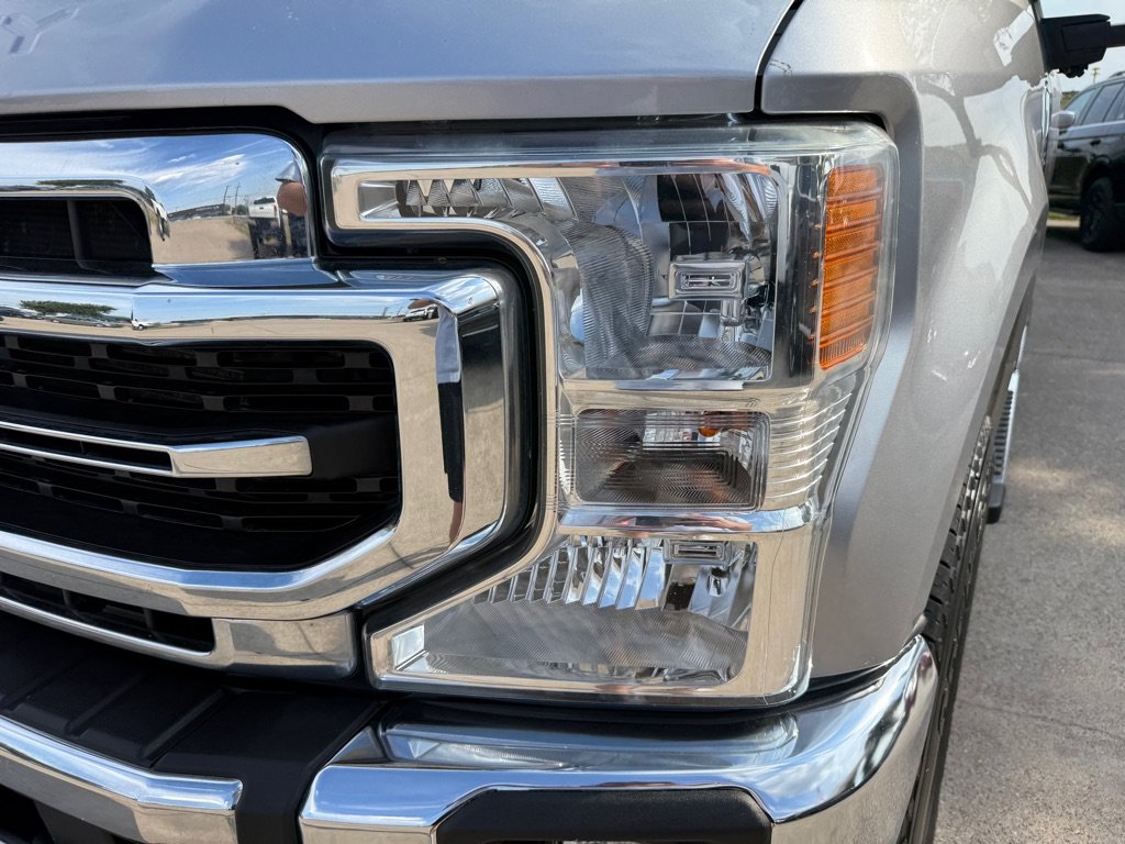 Used 2022 Ford F250 Lariat w/ FX4 Off-Road Package AWD/4WD image 13