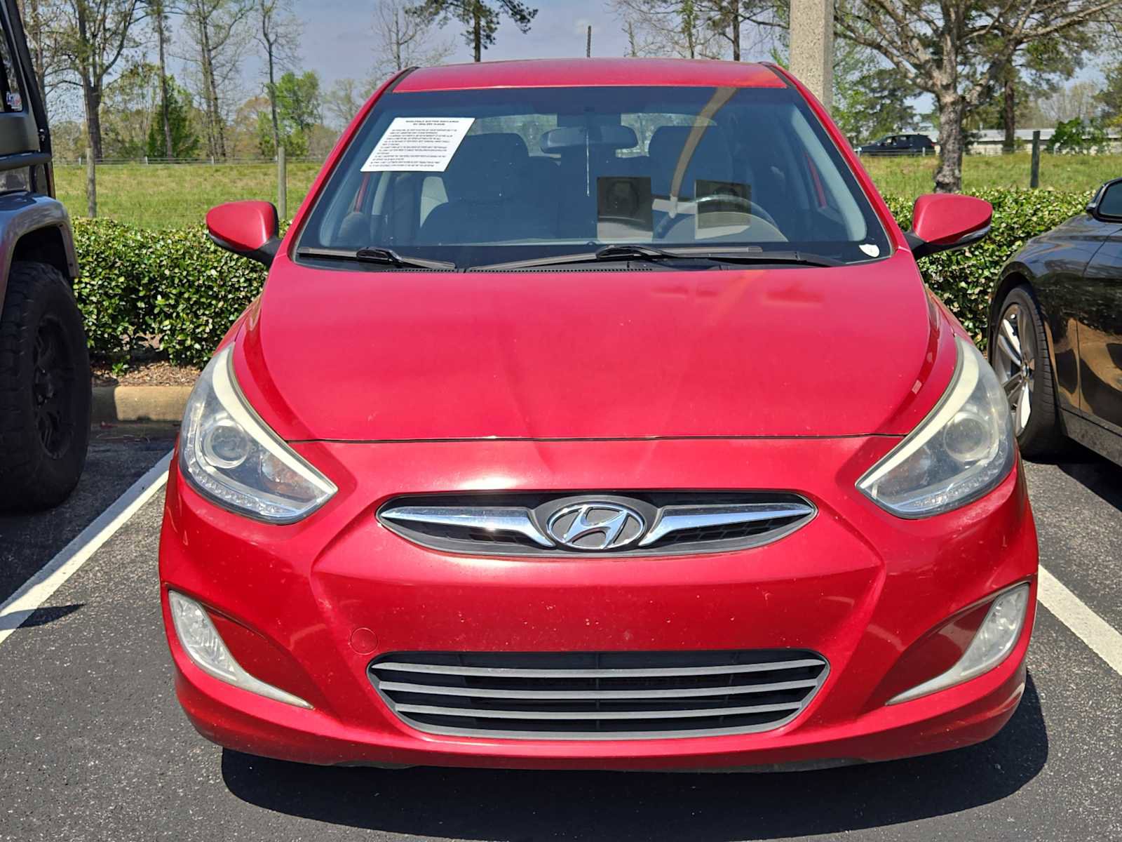 Used 2014 Hyundai Accent SE FWD image 3