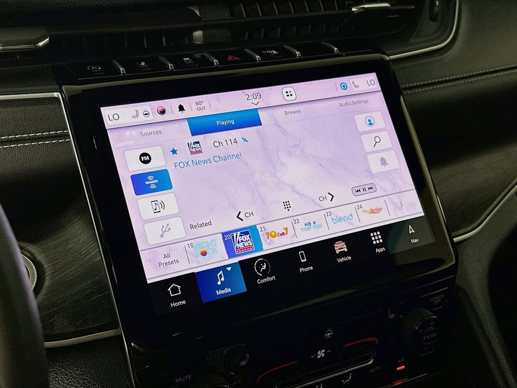 Certified 2024 Jeep Grand Cherokee Limited AWD/4WD image 25