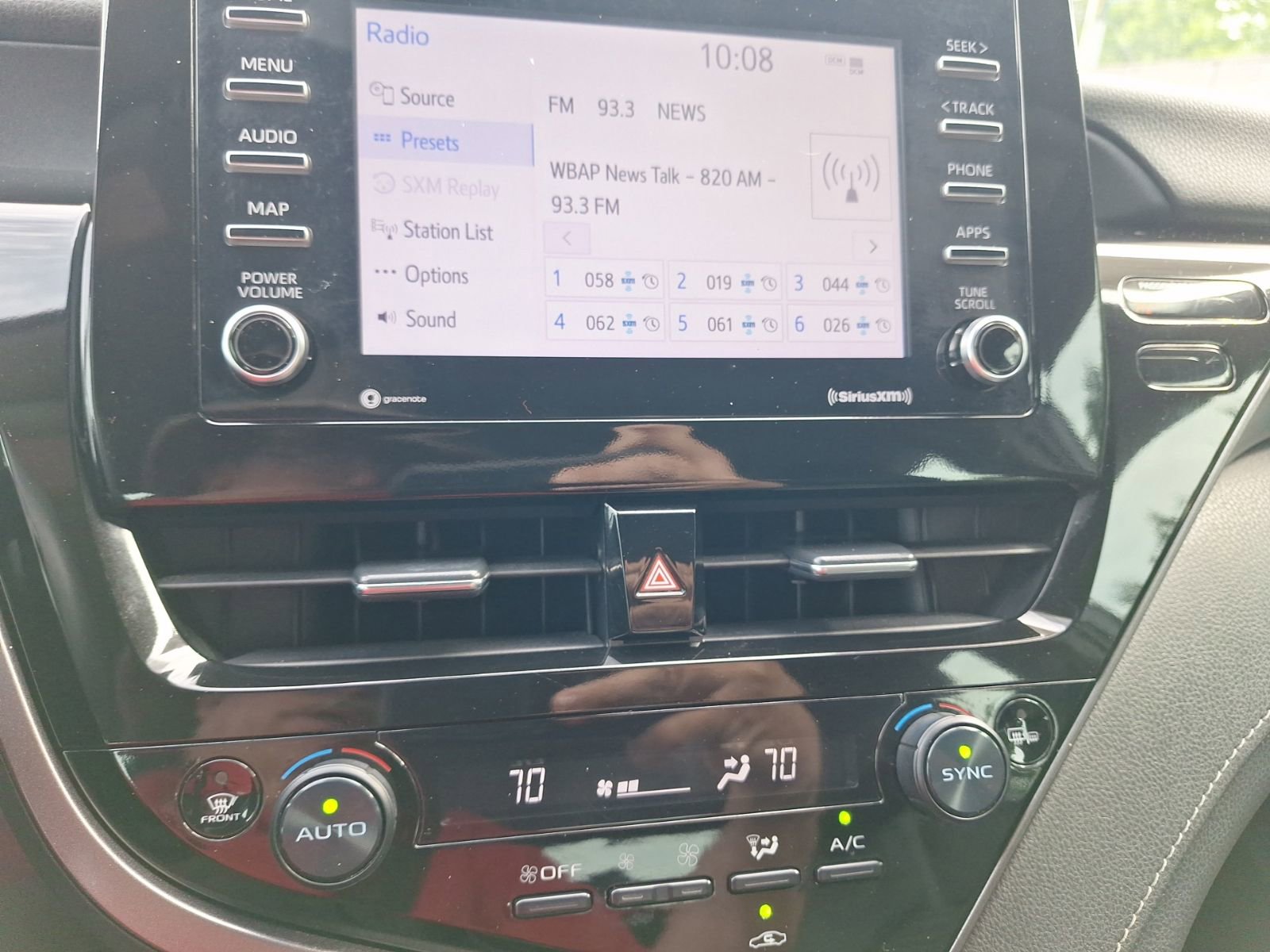Used 2023 Toyota Camry SE w/ Convenience Package FWD image 26