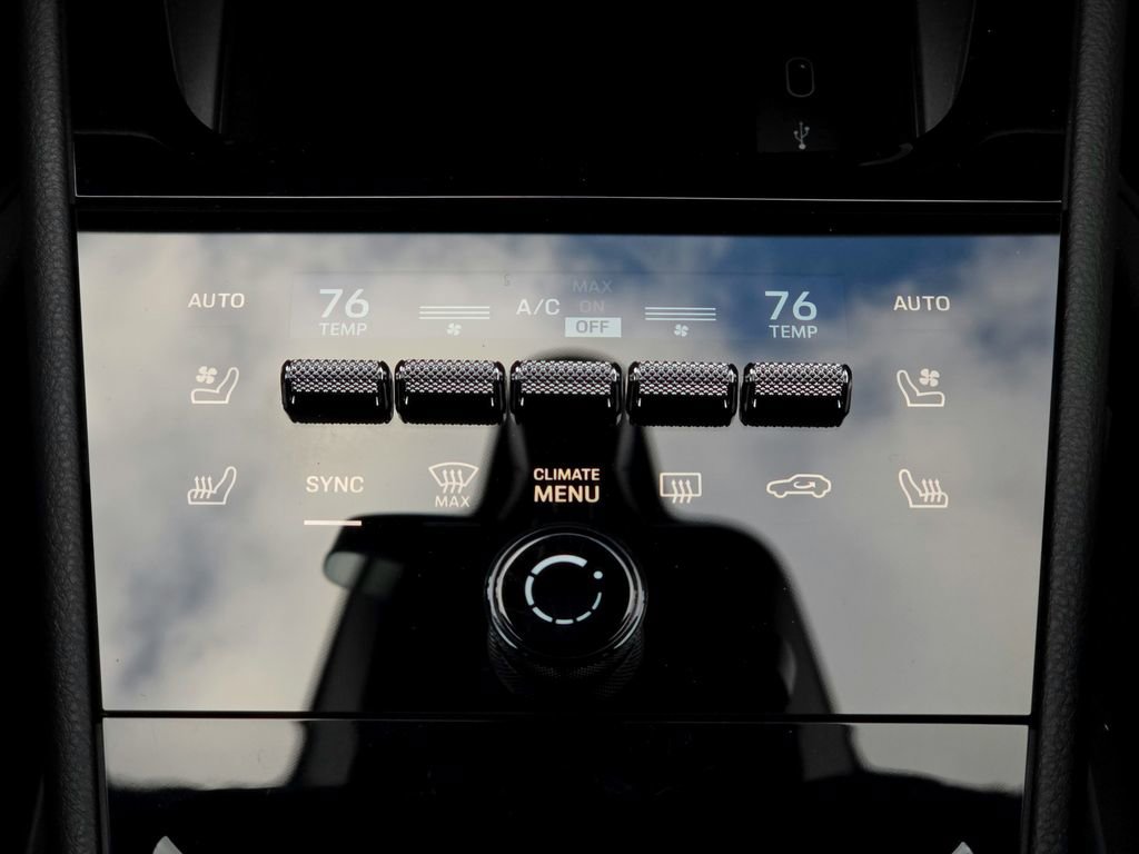 Certified 2026 Porsche Cayenne image 13