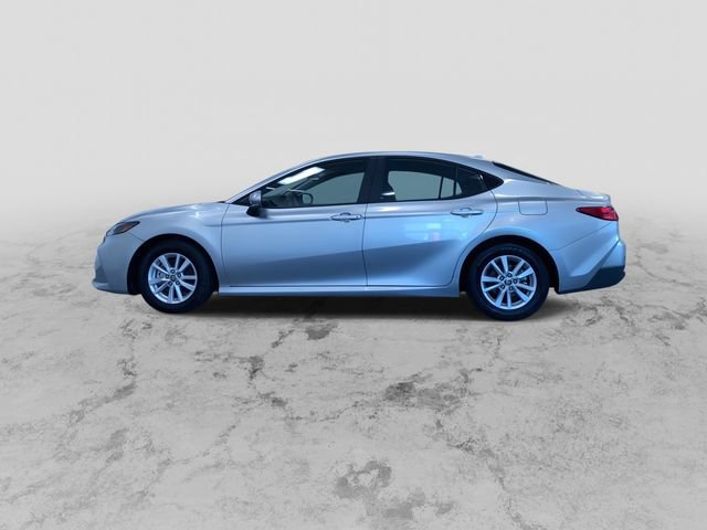 Used 2026 Toyota Camry LE FWD image 7