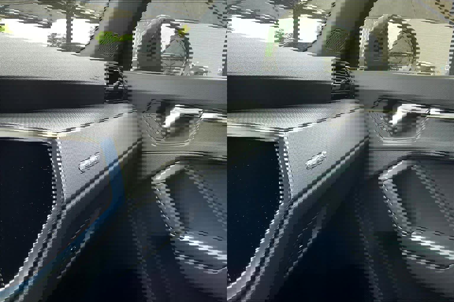 Used 2025 Audi Q3 2.0T Premium w/ Convenience Package image 32