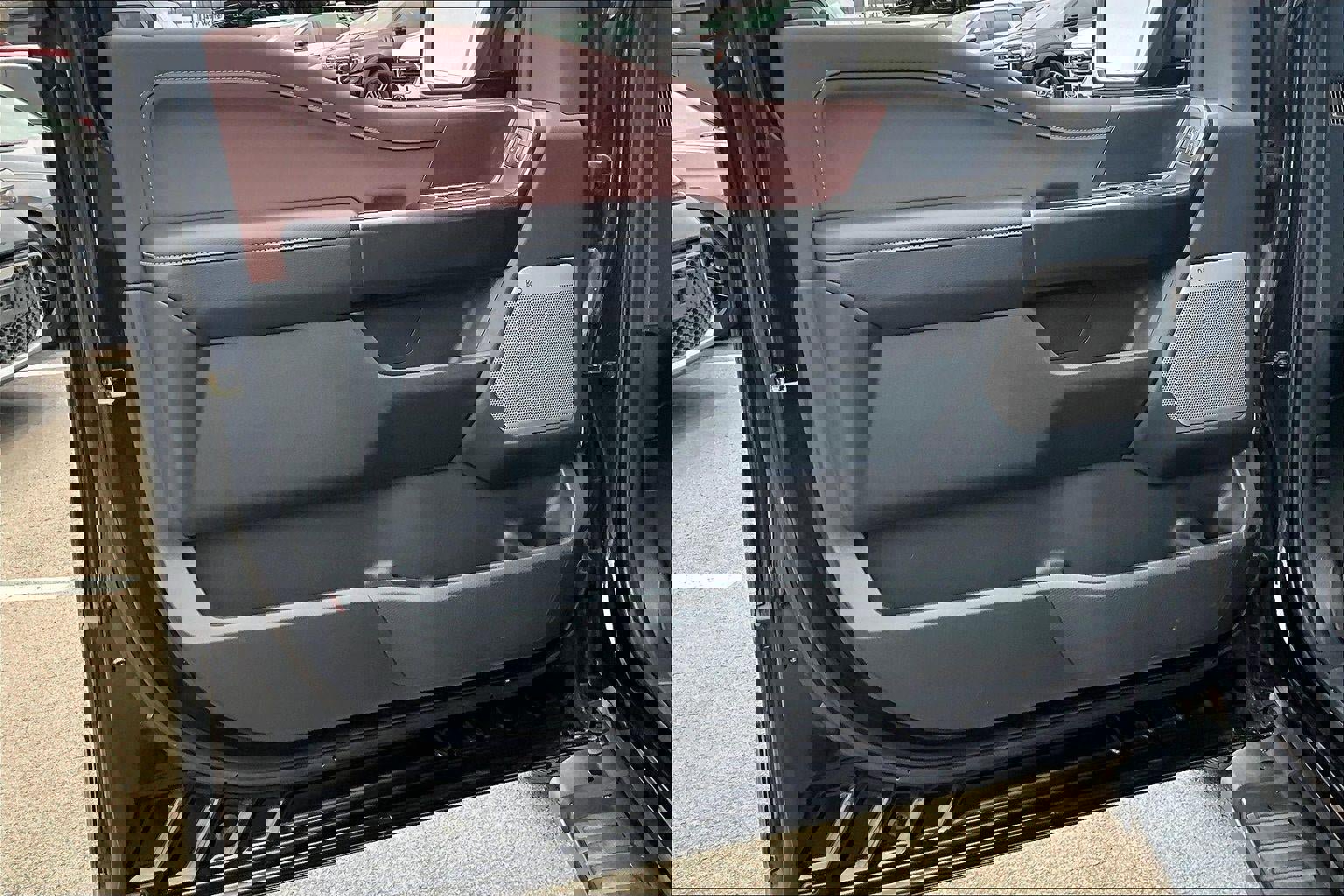 Used 2021 Ford F150 Lariat w/ Equipment Group 502A High image 21