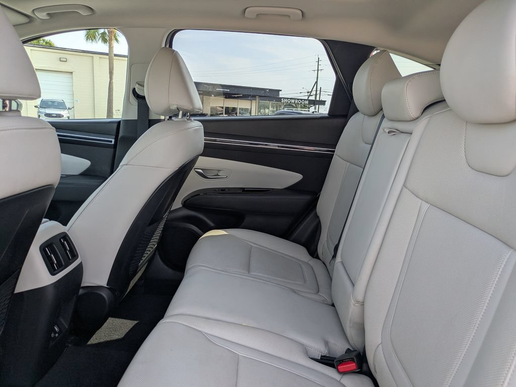 Used 2024 Hyundai Tucson Limited FWD image 14