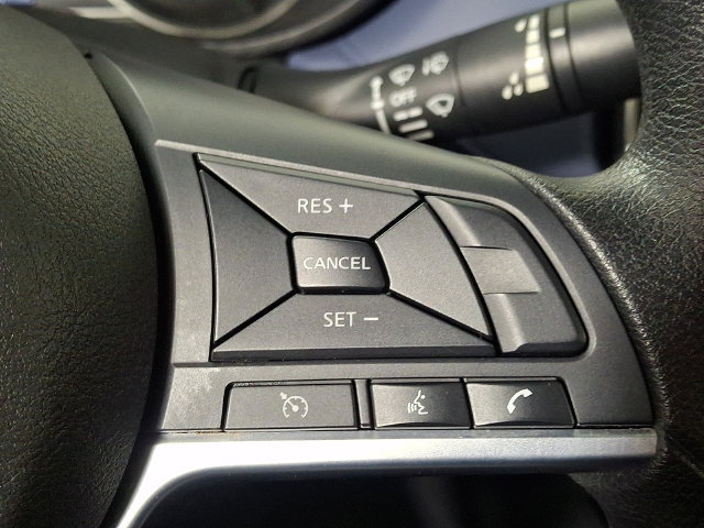 Used 2024 Nissan Versa SV FWD image 21
