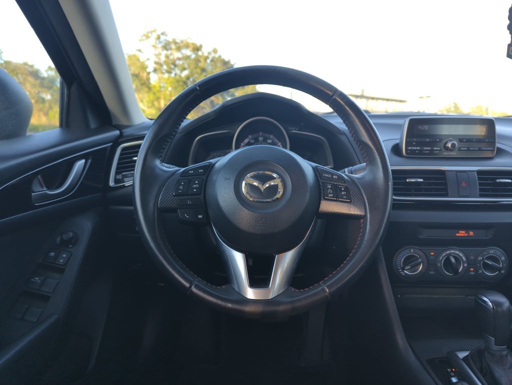 Used 2014 MAZDA MAZDA3 i Touring w/ Moonroof Package 1 FWD image 17