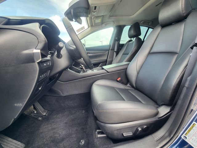 Used 2024 MAZDA MAZDA3 s FWD image 9