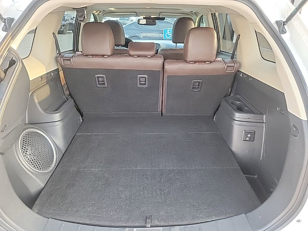 Used 2018 Mitsubishi Outlander 4WD Plug-In Hybrid image 20