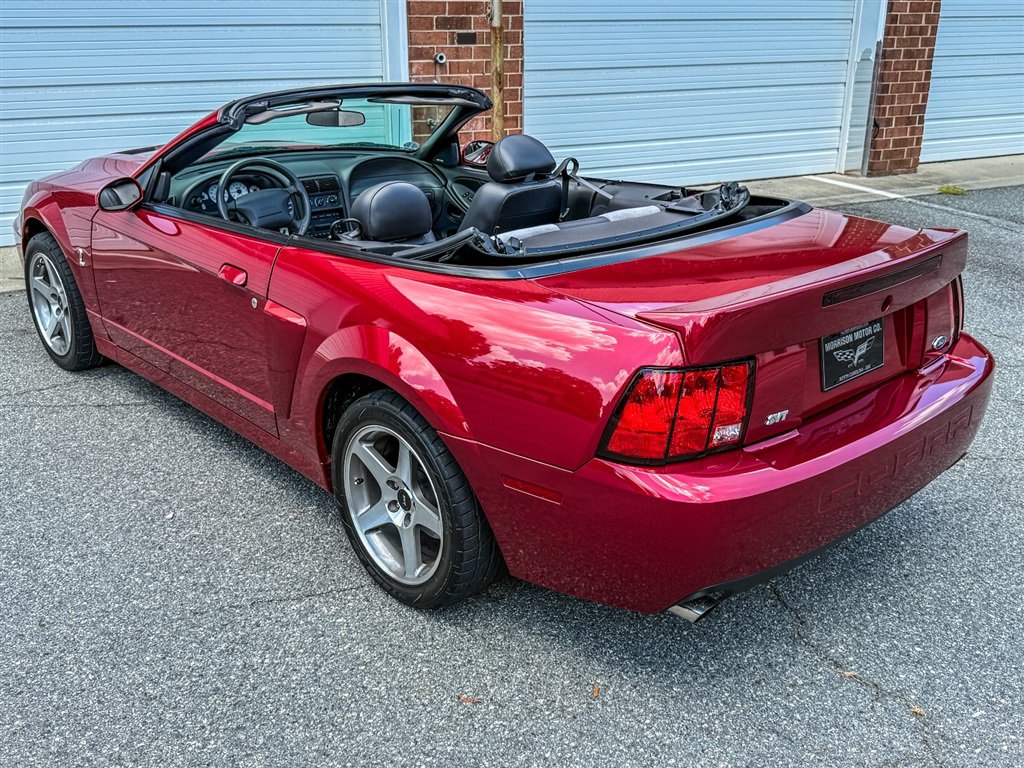 Used 2004 Ford Mustang Cobra RWD image 21
