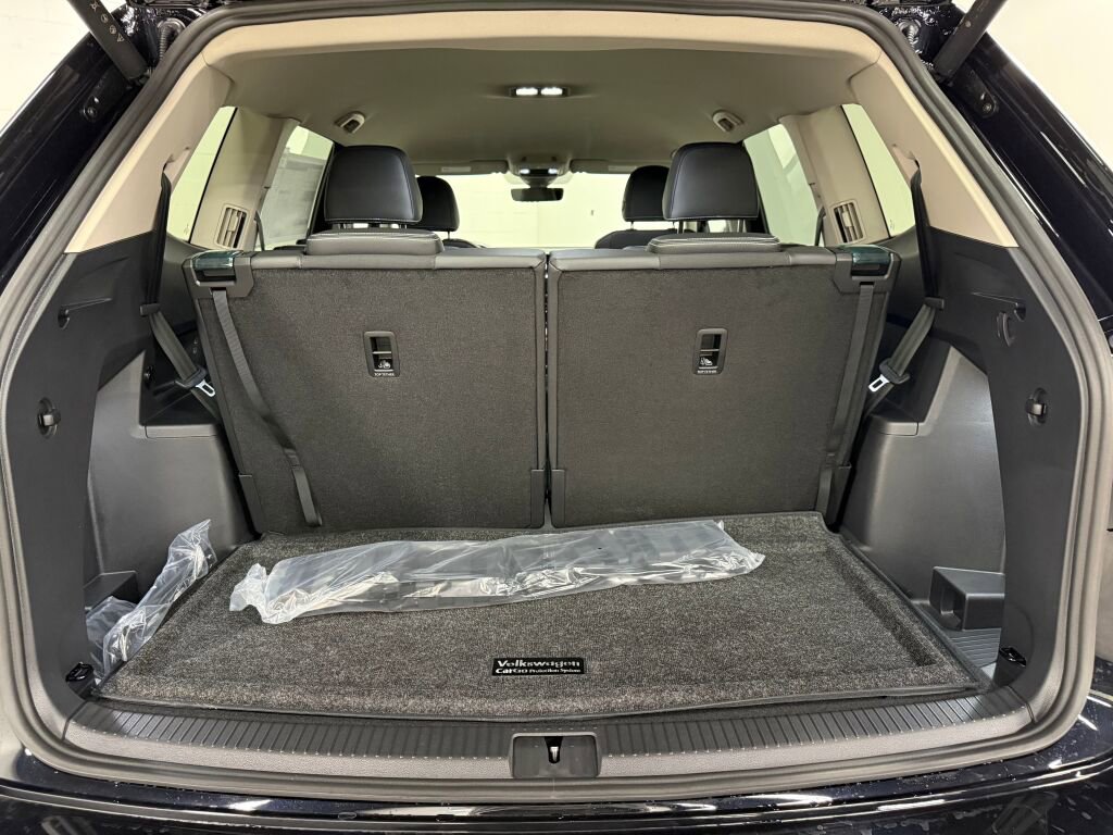 New 2026 Volkswagen Atlas SE image 9