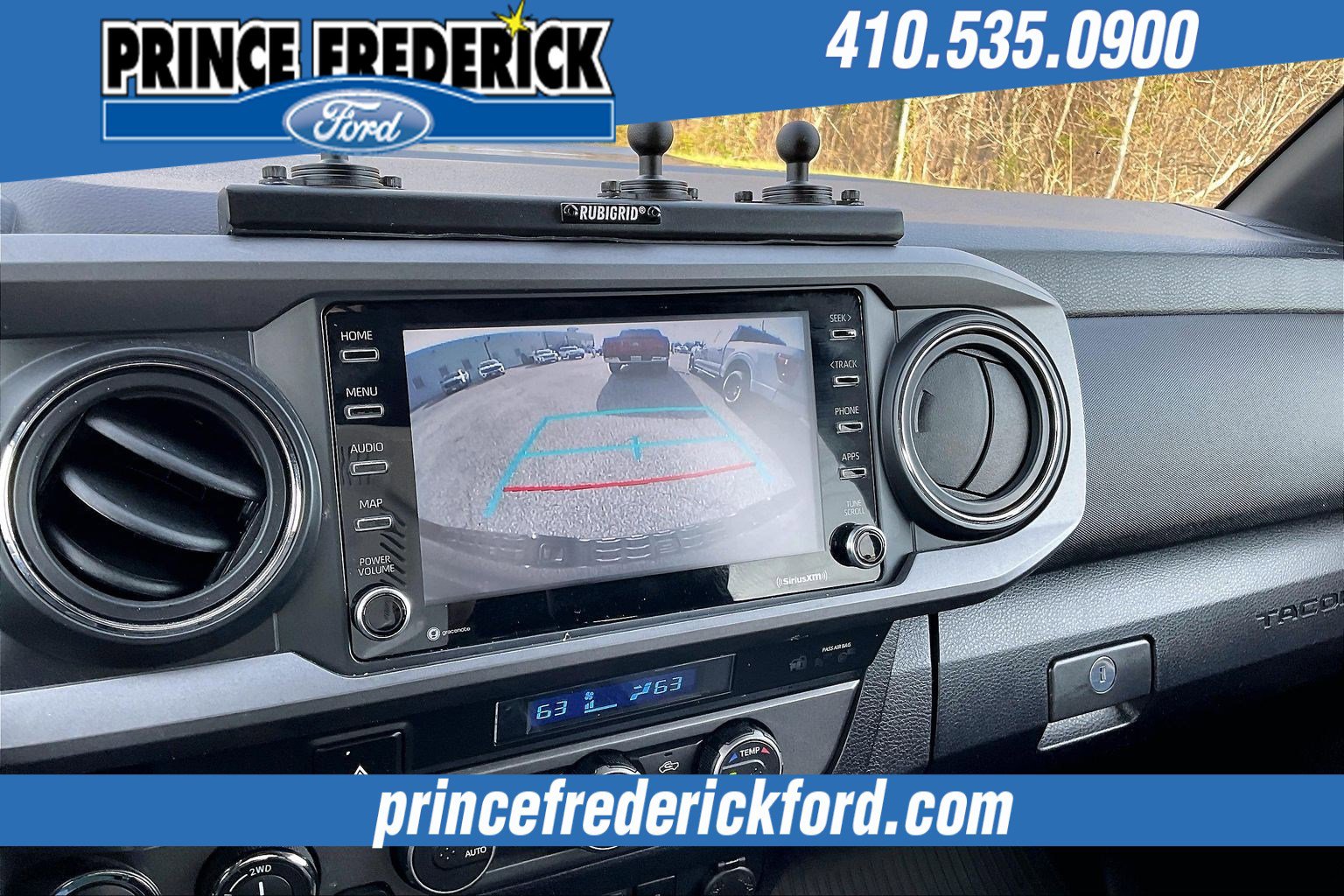 Used 2022 Toyota Tacoma TRD Sport w/ Technology Package image 21