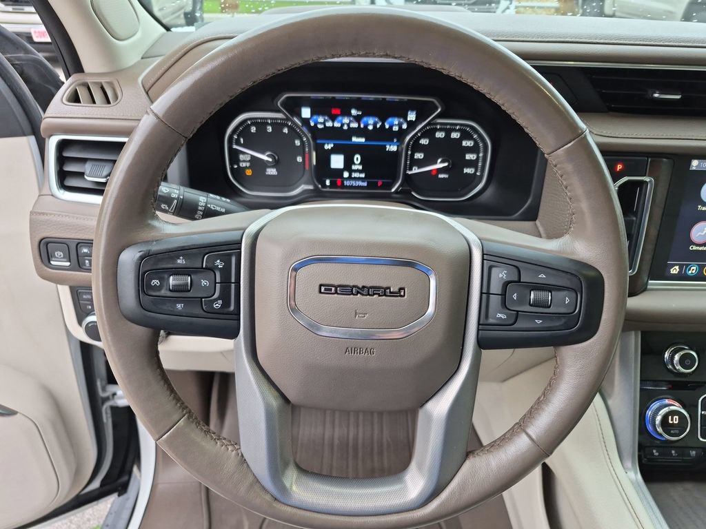 Used 2021 GMC Yukon XL Denali w/ Denali Premium Package AWD/4WD image 22