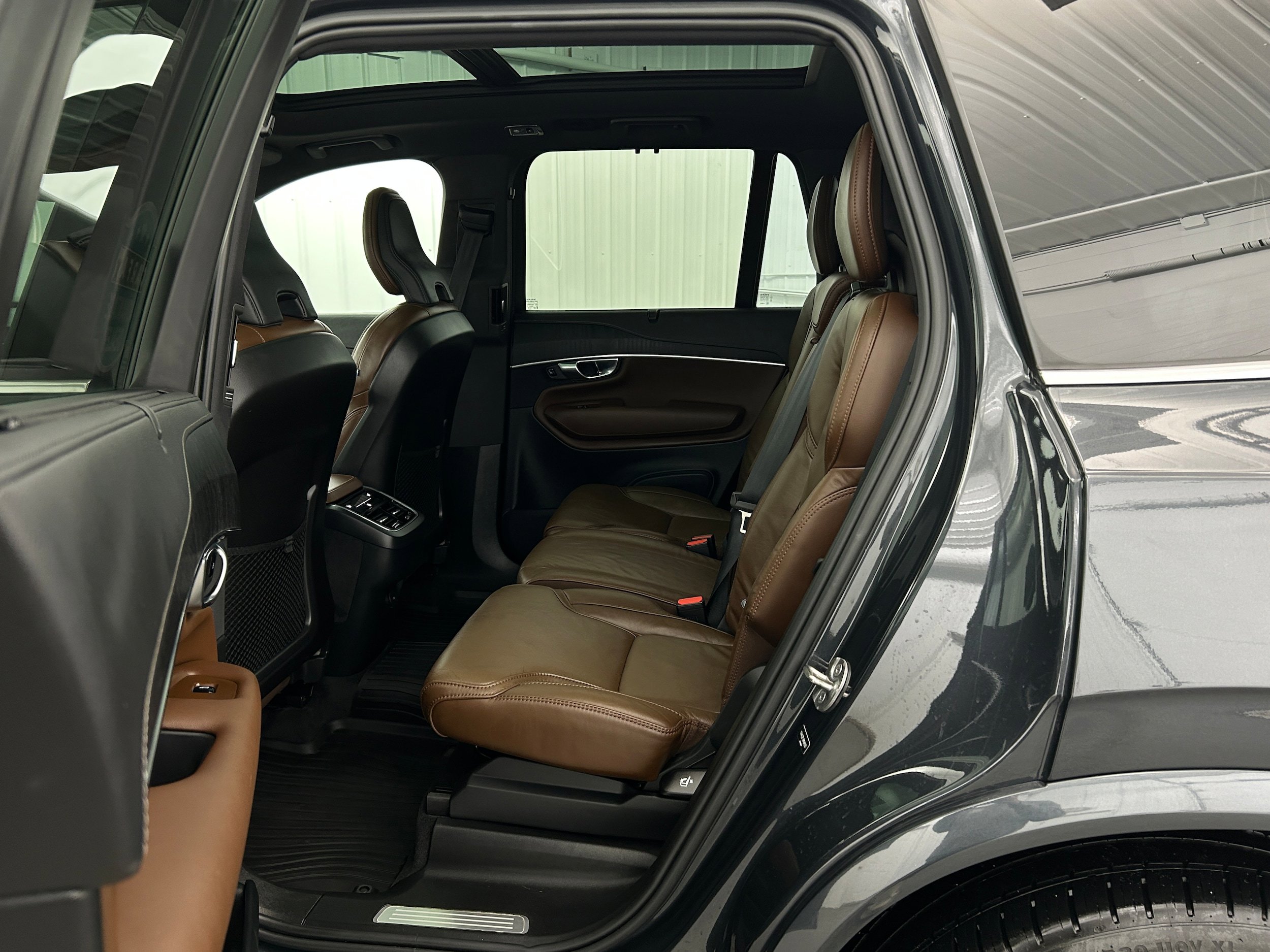 Used 2022 Volvo XC90 T6 Inscription w/ Advanced Package AWD/4WD image 27