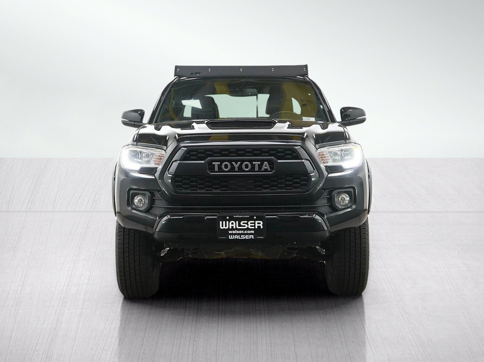 Used 2021 Toyota Tacoma TRD Off-Road AWD/4WD image 8
