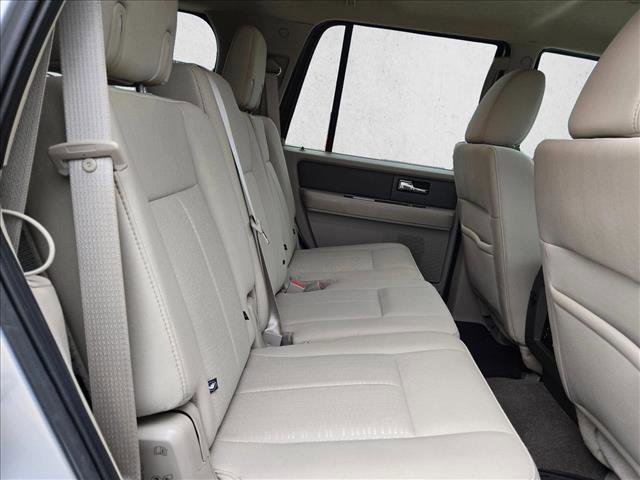Used 2013 Ford Expedition XLT w/ HD Trailer Tow Pkg image 18