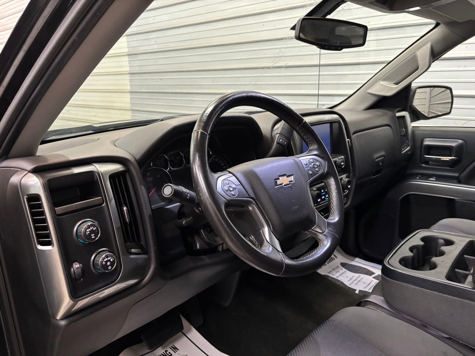 Used 2018 Chevrolet Silverado 1500 LT w/ All Star Edition AWD/4WD image 12