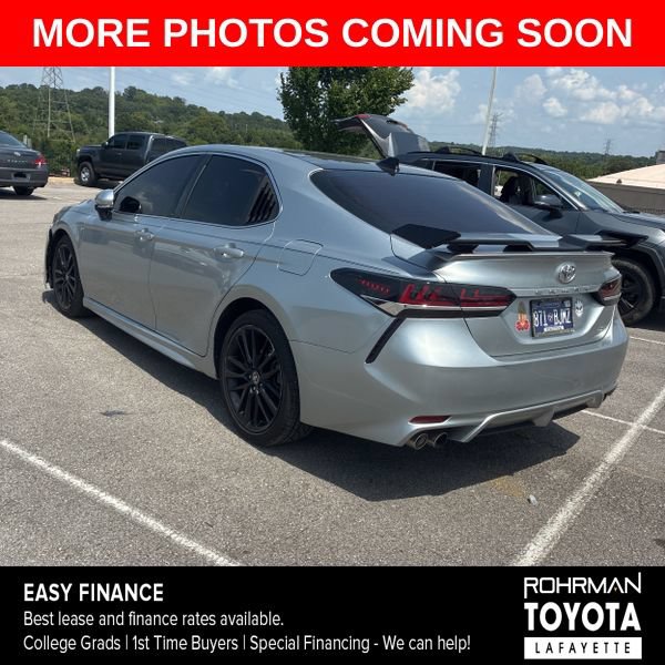 Used 2021 Toyota Camry XSE FWD image 3