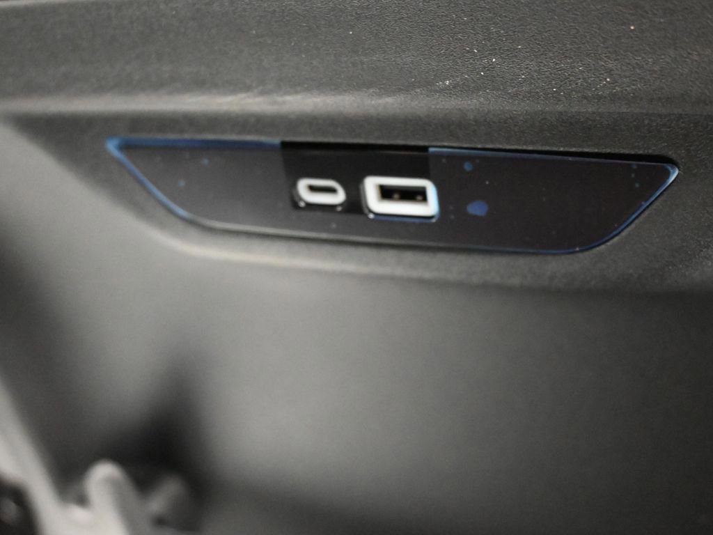 New 2026 Chrysler Pacifica Select image 37