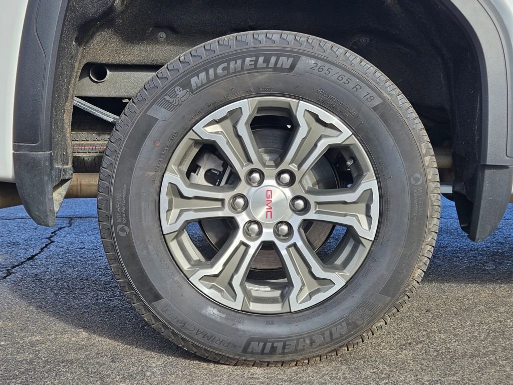 Used 2025 GMC Sierra 1500 SLT image 8