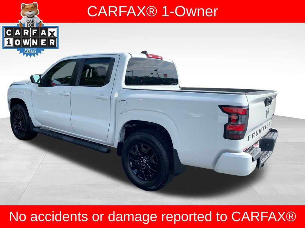 Used 2023 Nissan Frontier SV w/ Midnight Edition Package AWD/4WD image 3