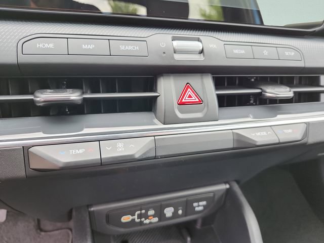 Used 2025 Kia K4 GT-Line FWD image 22