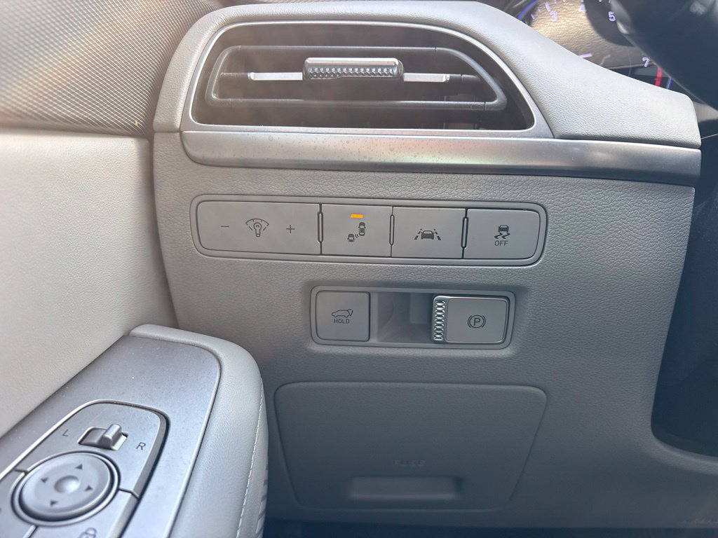Used 2020 Hyundai Palisade SEL FWD image 31