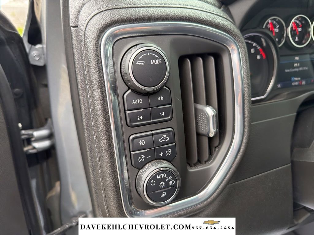 Used 2022 Chevrolet Silverado 1500 LTZ AWD/4WD image 16