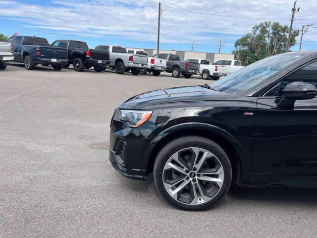 Used 2021 Audi Q3 2.0T Premium AWD/4WD image 4