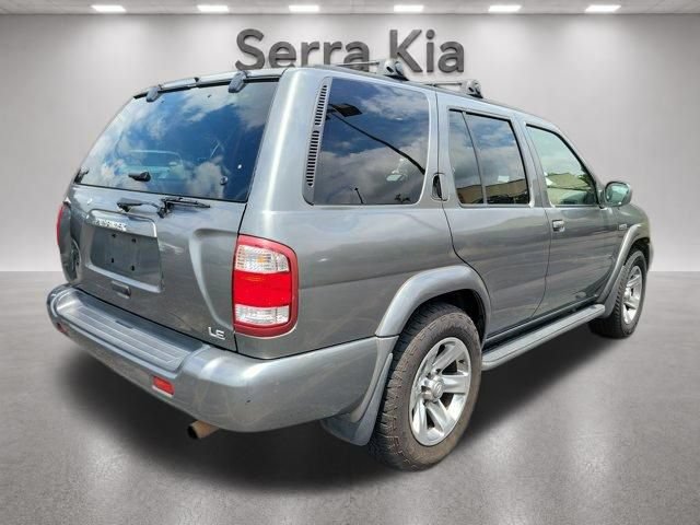 Used 2004 Nissan Pathfinder LE Platinum RWD image 5