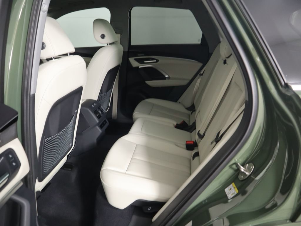 Used 2025 Audi Q5 Premium w/ Premium Plus AWD/4WD image 24