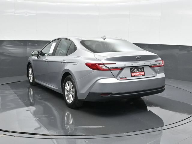 Used 2025 Toyota Camry LE FWD image 11