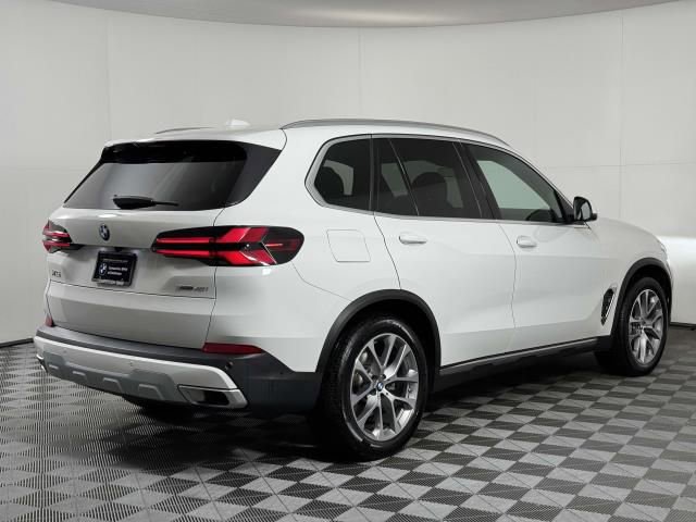Used 2025 BMW X5 xDrive40i AWD/4WD image 10