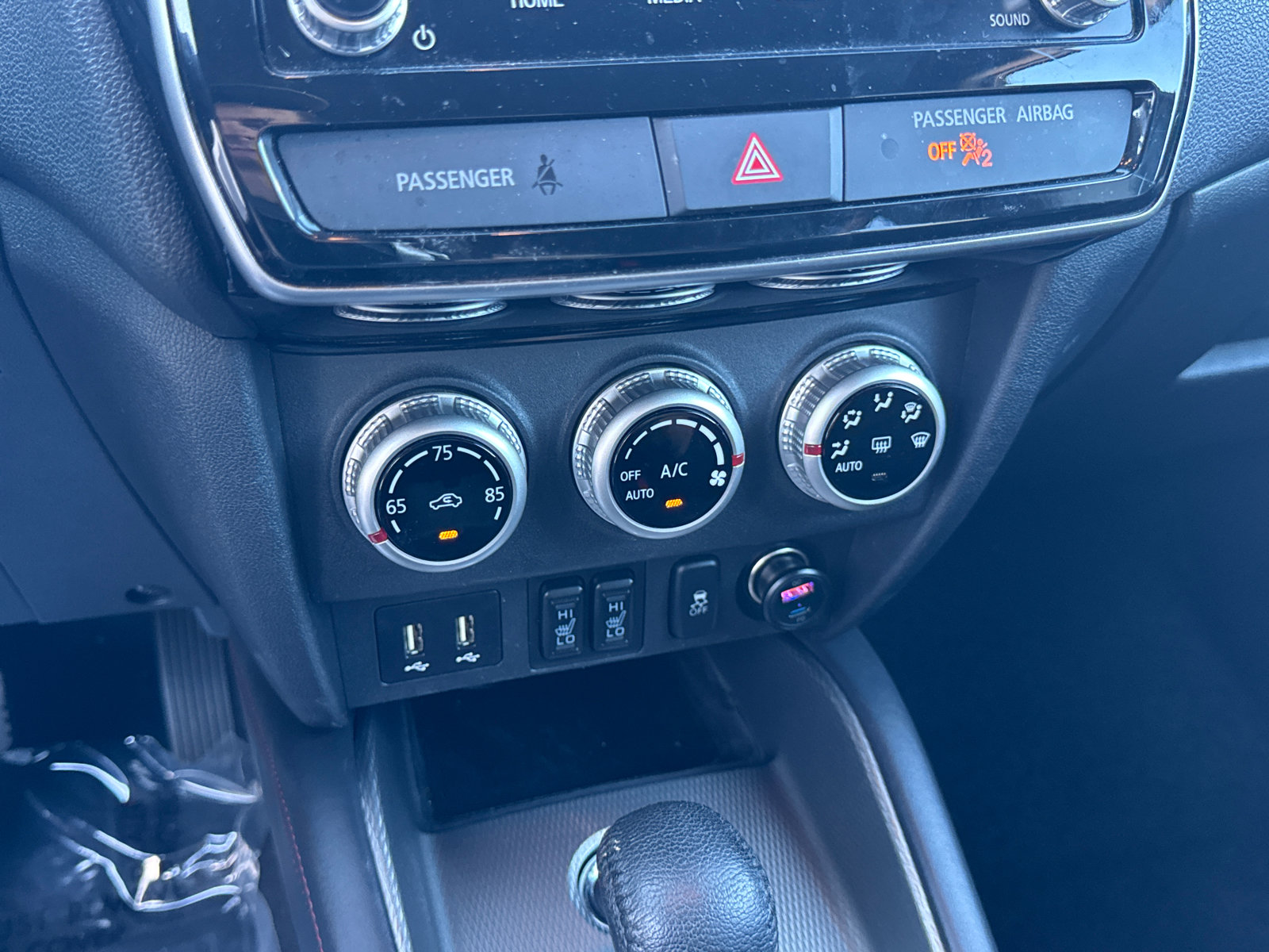 Used 2024 Mitsubishi Outlander Sport SE AWD/4WD image 28