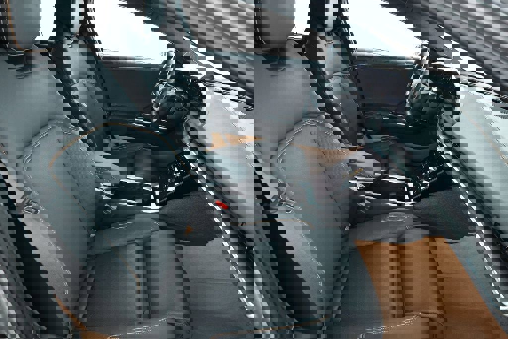 Used 2024 Lucid Air Touring image 23