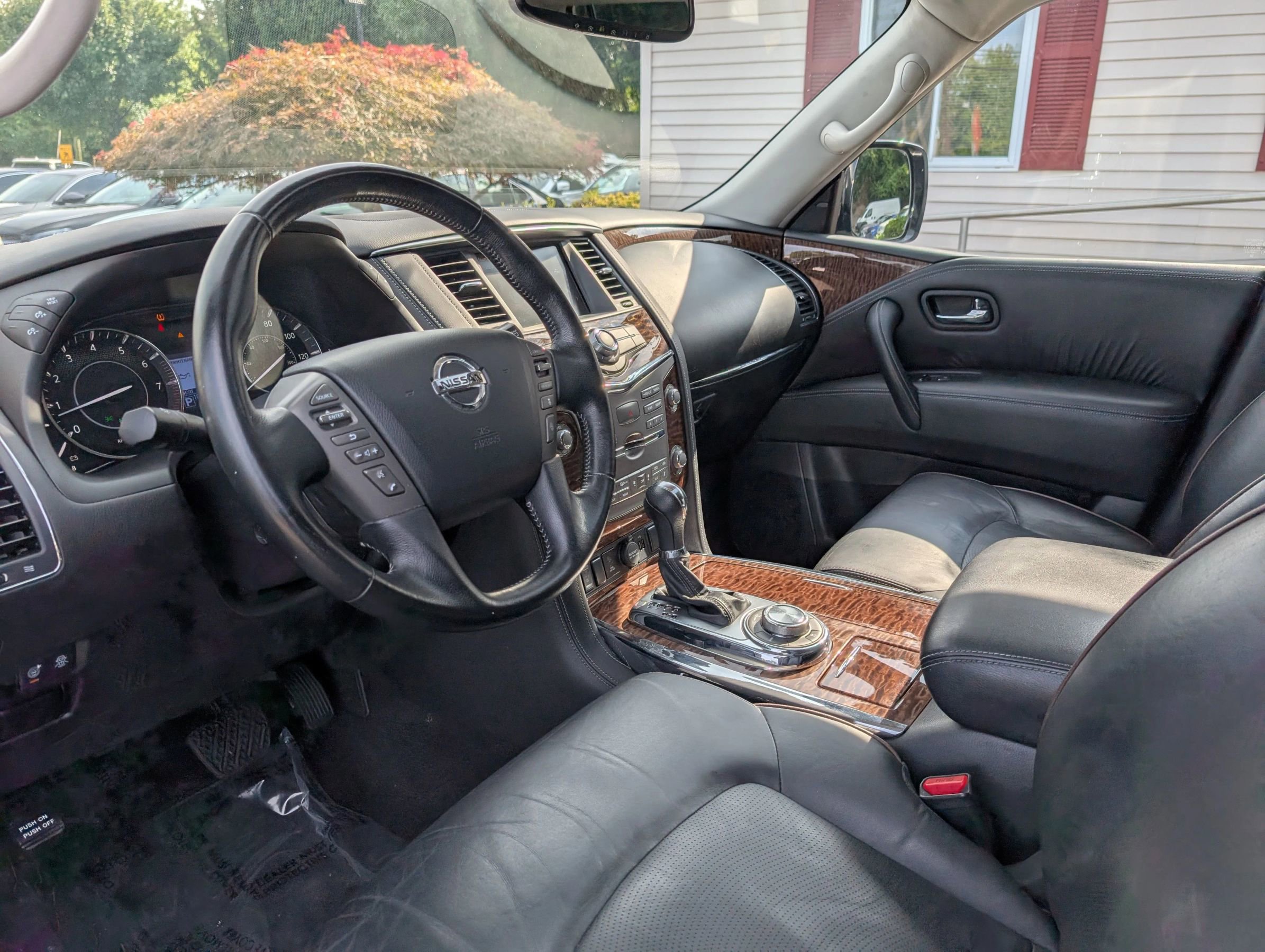 Used 2019 Nissan Armada SL w/ Premium Package image 8