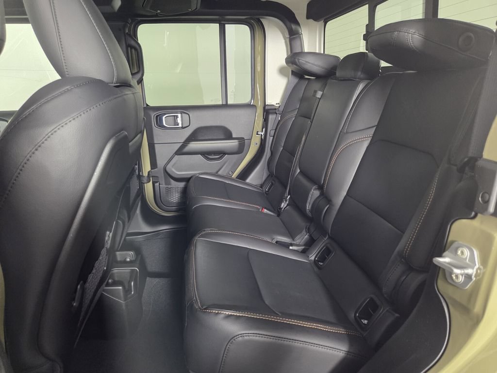 New 2026 Jeep Gladiator Sport AWD/4WD image 17