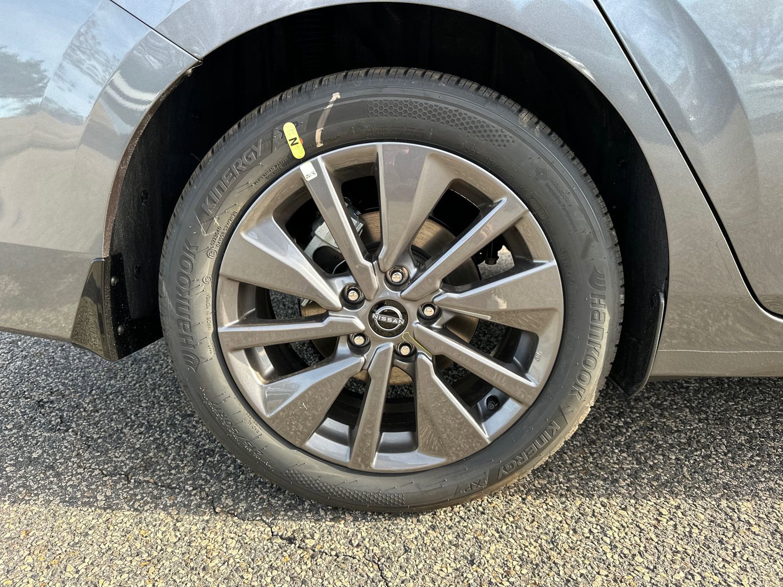 New 2026 Nissan Sentra SL w/ Floor Mat Package image 17