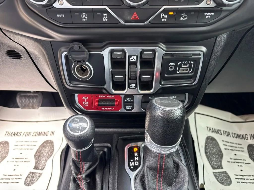 Used 2020 Jeep Gladiator Rubicon AWD/4WD image 16