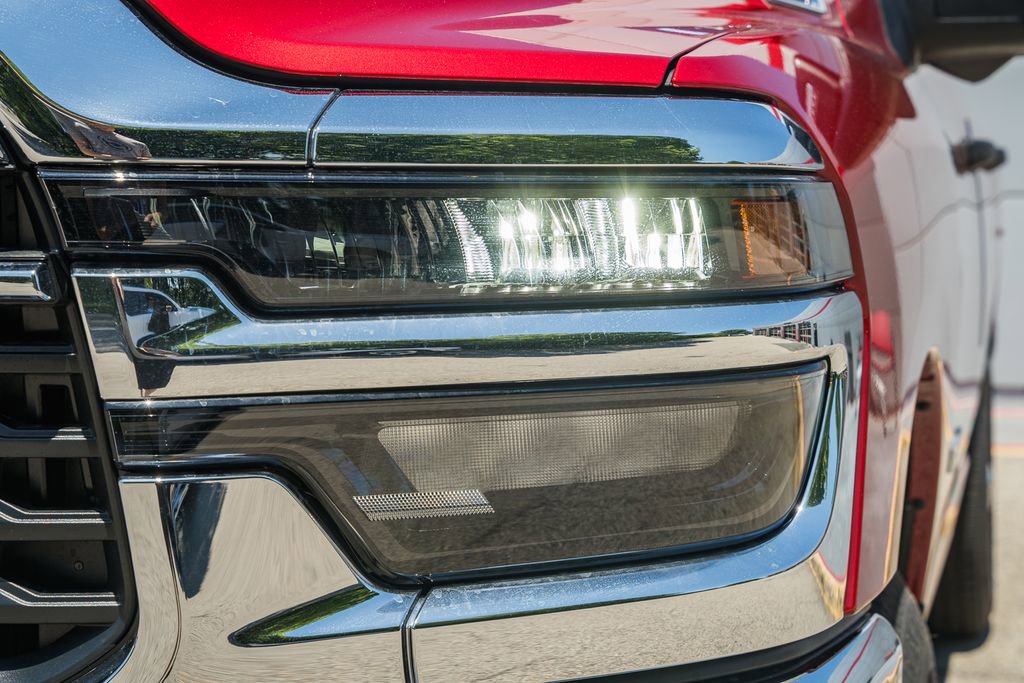 New 2026 RAM 2500 Big Horn AWD/4WD image 13