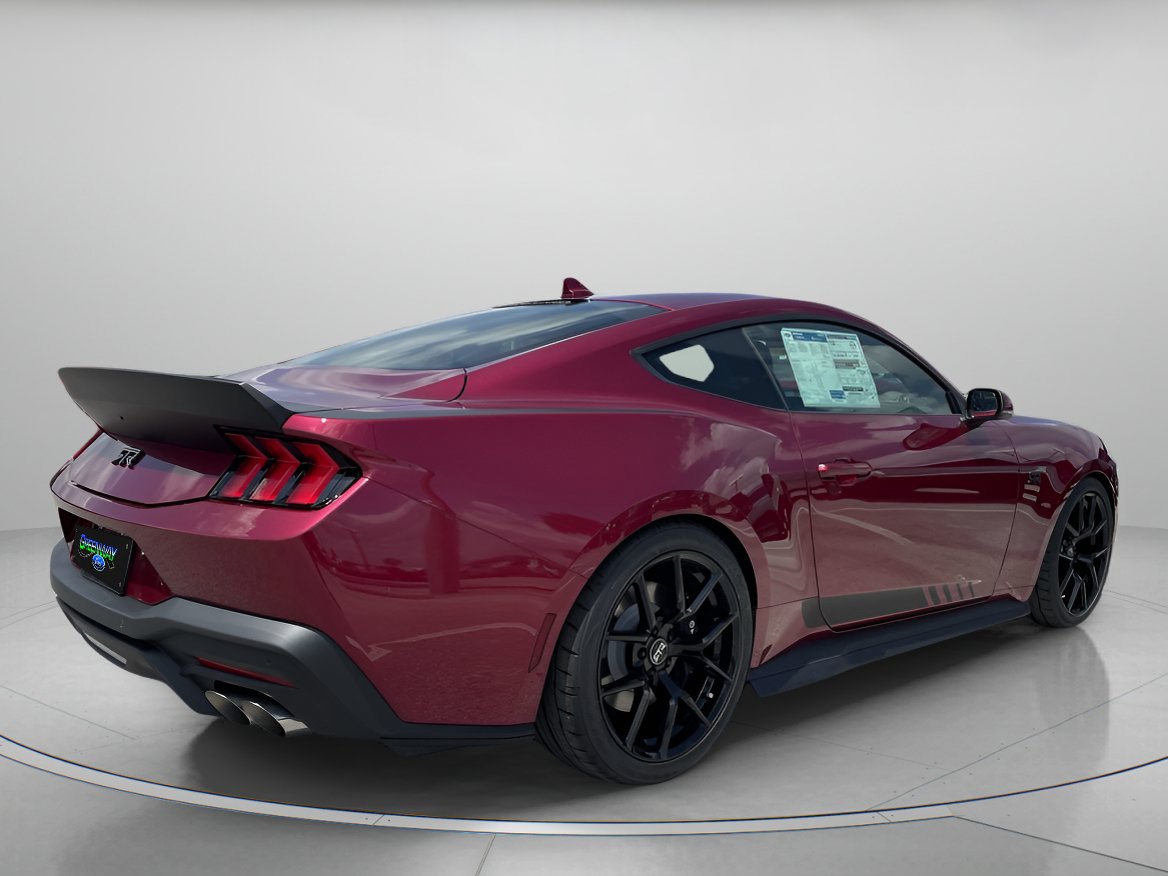 New 2026 Ford Mustang GT Premium w/ GT Performance Package RWD image 4