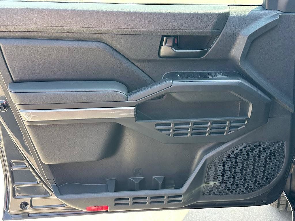 New 2026 Toyota Tacoma SR5 AWD/4WD image 10