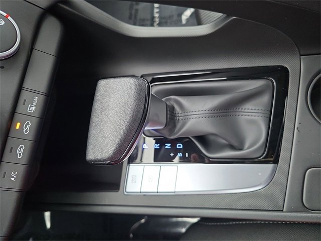 New 2026 Hyundai Elantra SE image 19
