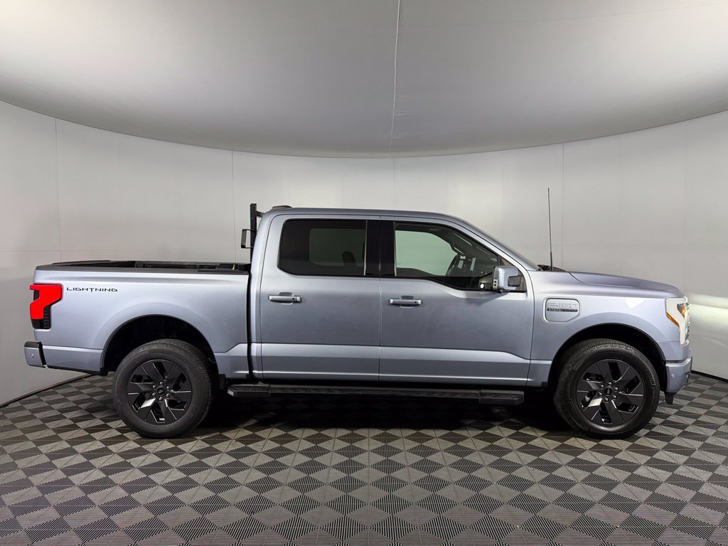 Used 2022 Ford F150 Lightning Lariat AWD/4WD image 6