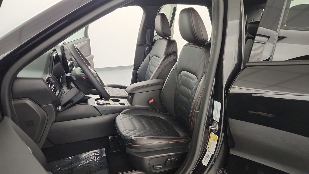 Used 2023 Ford Escape ST-Line Elite w/ Premium Technology Package image 14