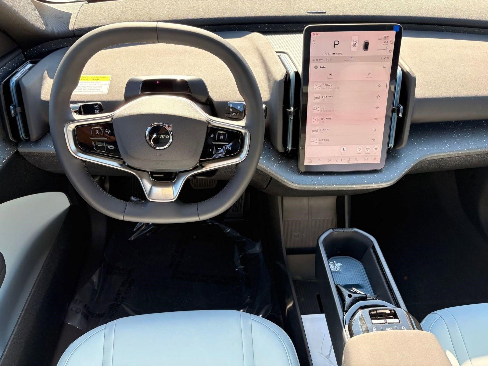 New 2026 Volvo EX30 Ultra w/ Climate Package image 21